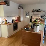 Bright, Spacious And Cosy Apartment Close To Town, Nature And Water